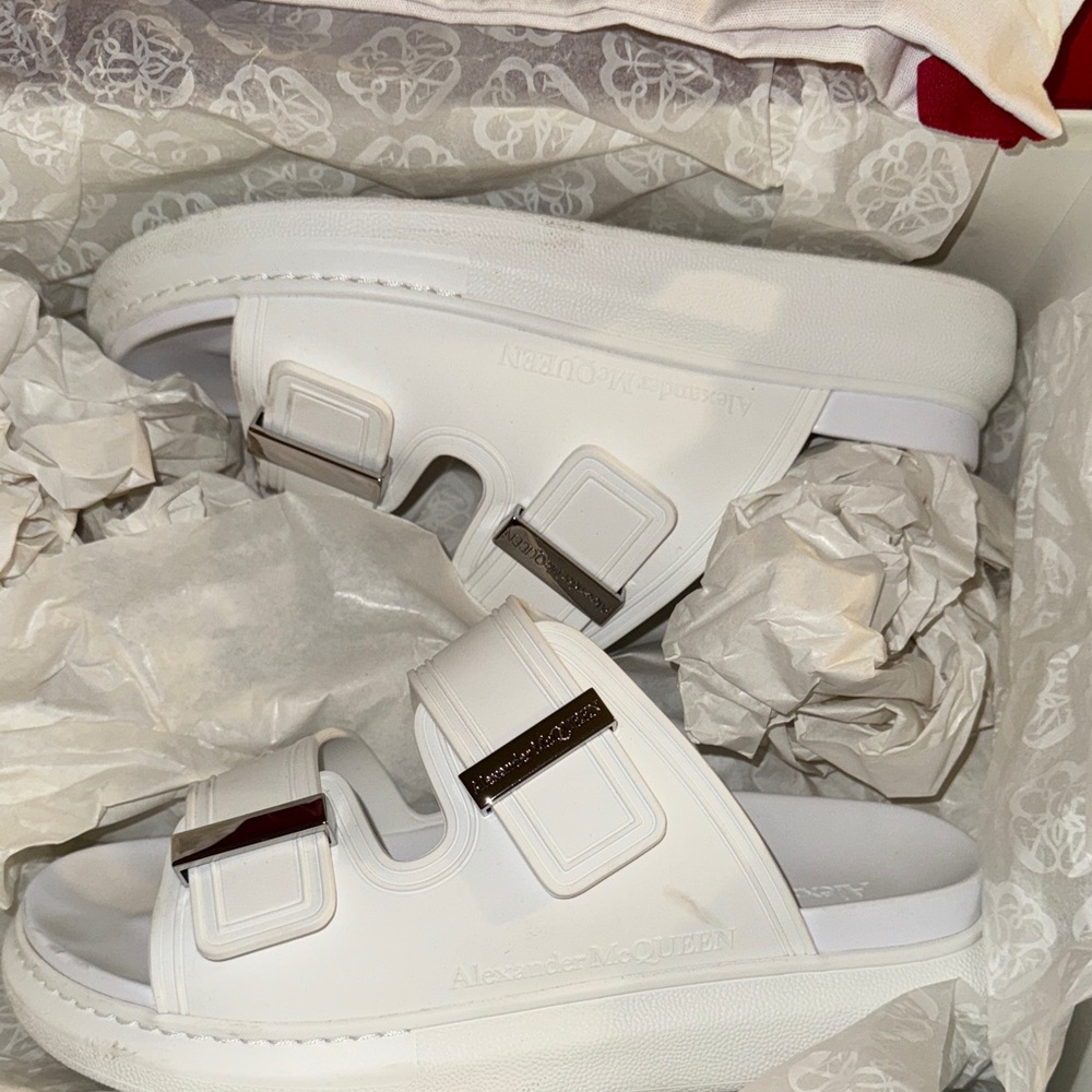 Alexander McQueen White Slides with Silver Accents